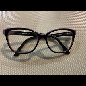 Diesel Glass… frame only. Will need to remove prescription. Frames 52’